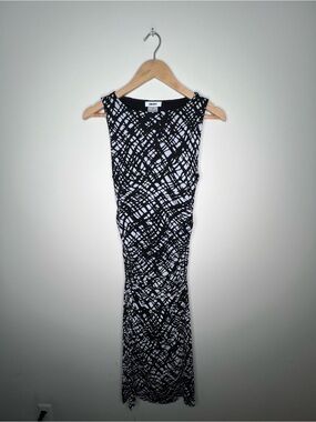 dkny black and white maxi dress Sleeveless Maxi Dress (Women)